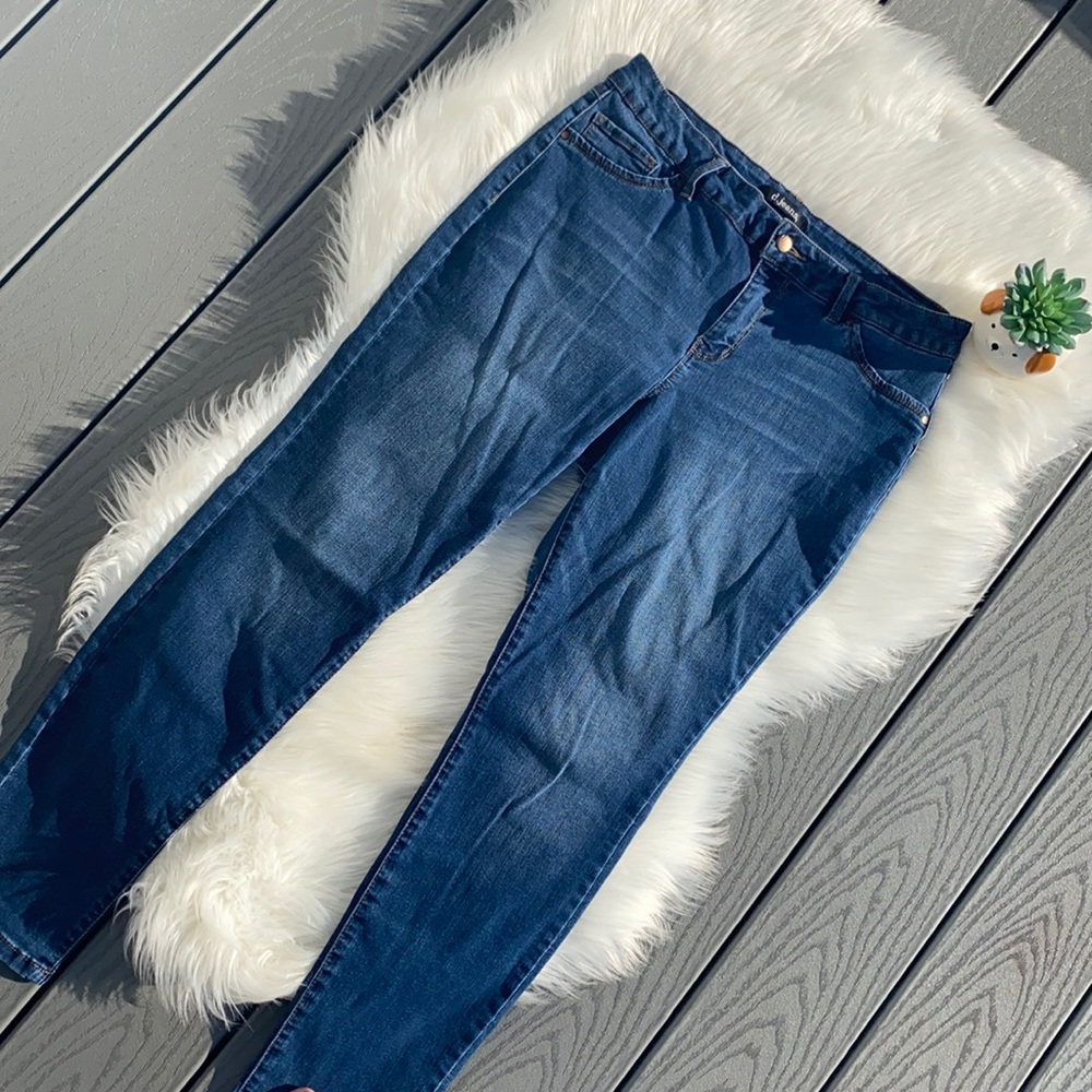 D. Jeans skinny medium wash denim pant